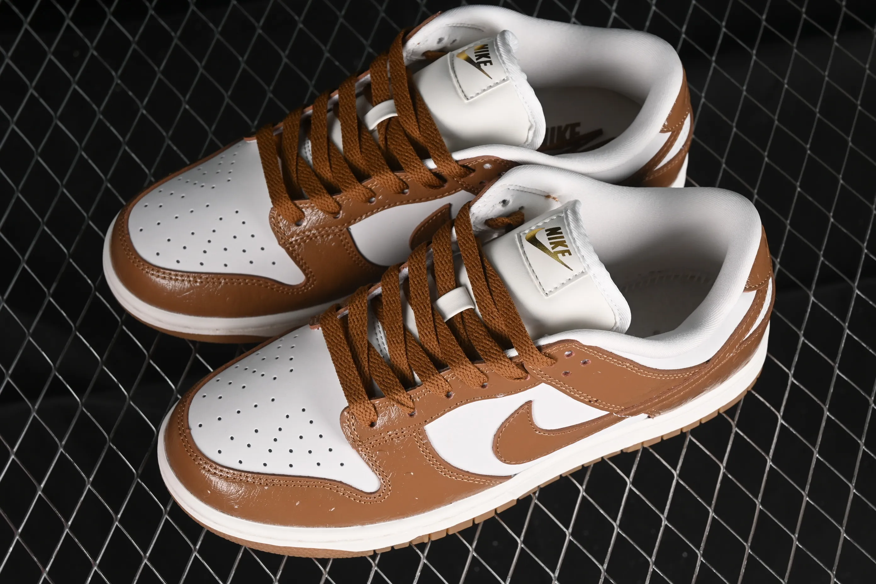 All categories Nk SB Dunk series Nk SB Dunk Low low-top sneakers Nk Dunk Low Lx "Brown Ostrich" camel SB low-top casual sneakers FJ2260-001